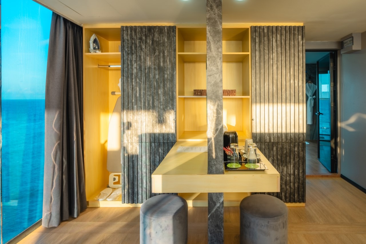 Panoramic Seaview Penthouse