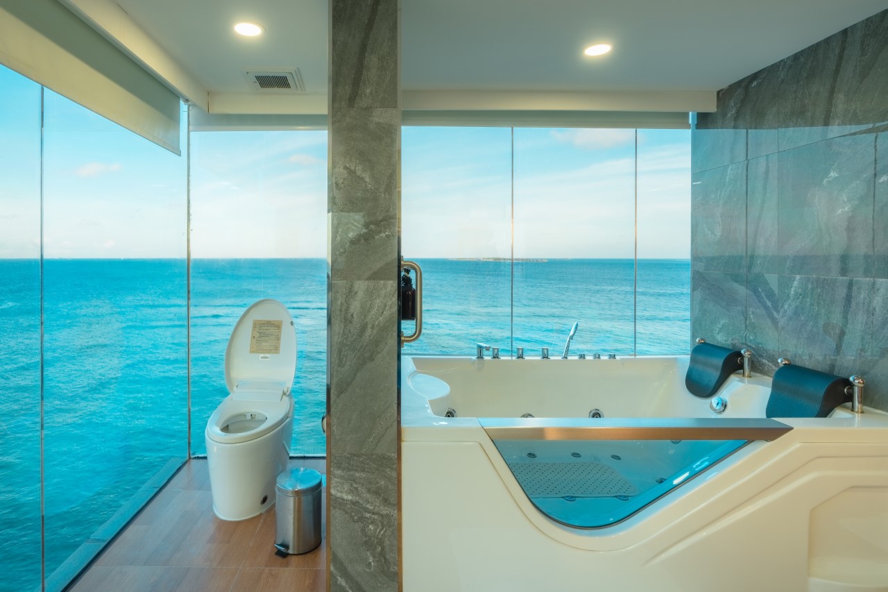 Panoramic Seaview Penthouse