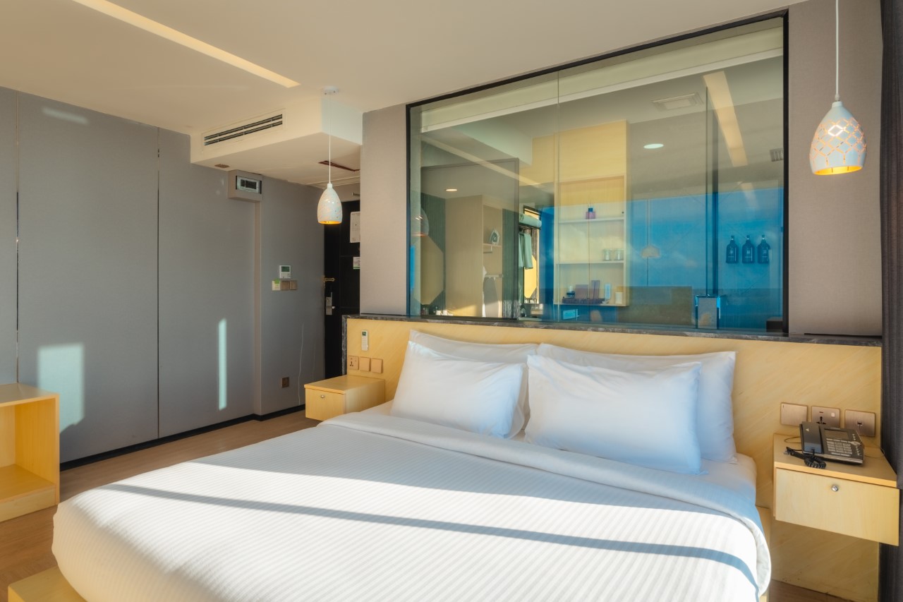 Premier Oceanview with Balcony