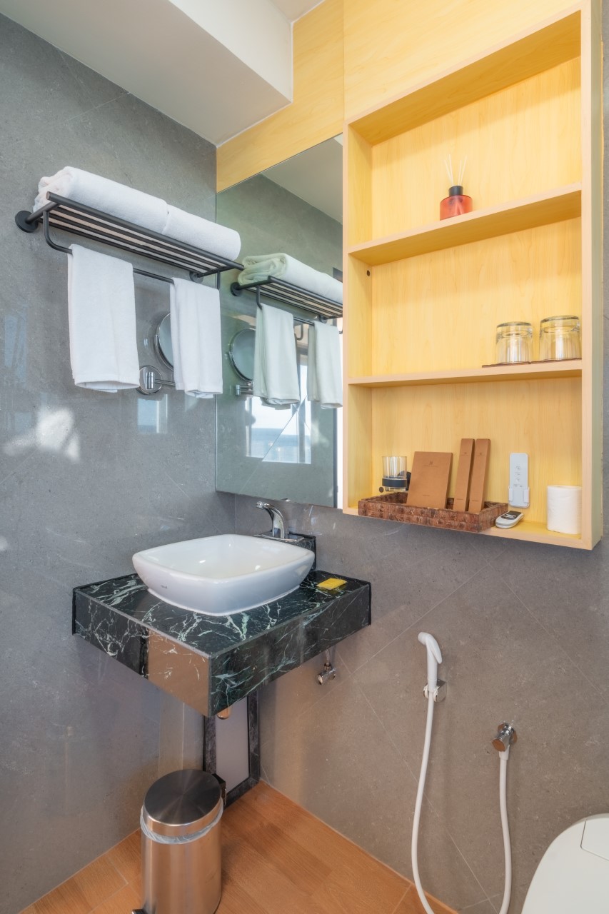 Premier Oceanview with Balcony