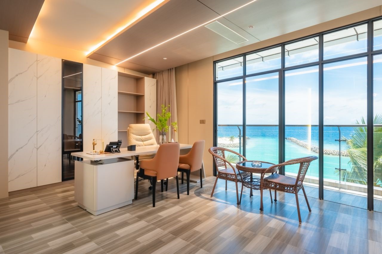 Wings Signature Suite